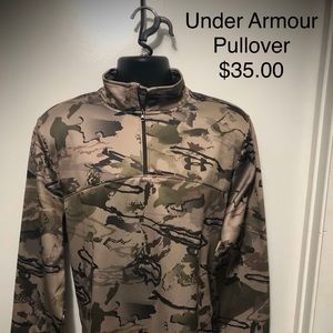 Under Armour pull-over Sweatshirt
